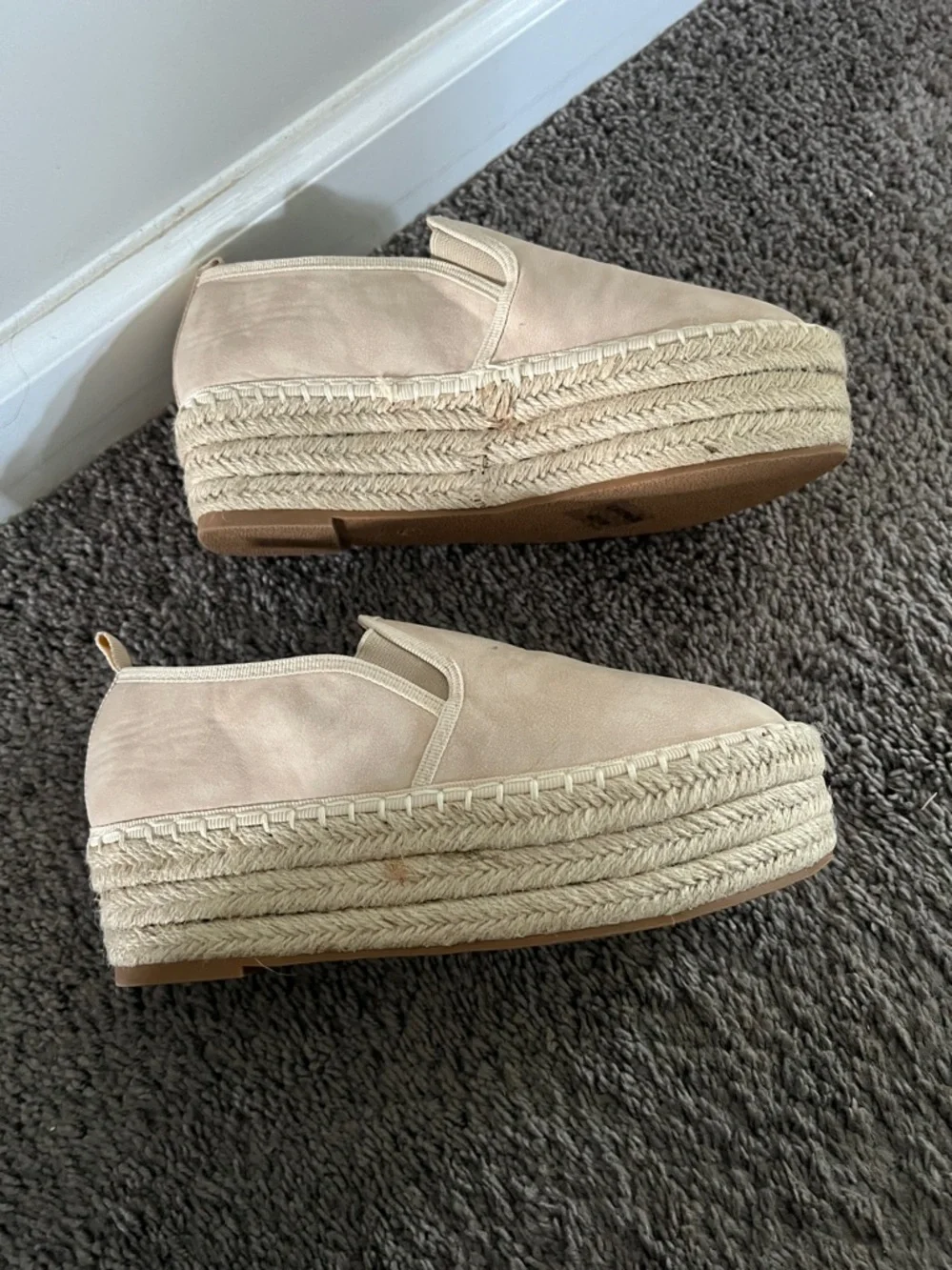 AWS Hannah espadrille platform shoes size 6.5